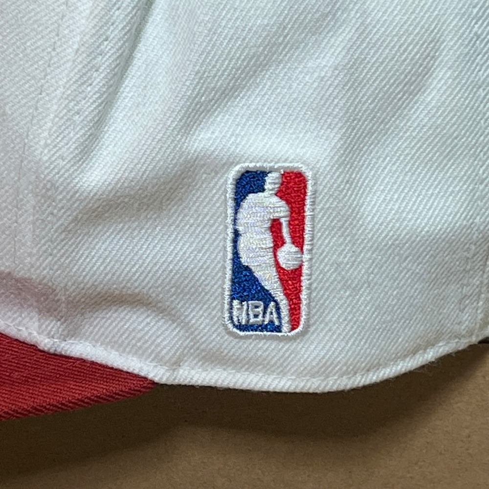 Mitchell & Ness Miami Heat Fitted Hat White Red NBA Flat Brim Cap 7 1/8 - Picture 12 of 12